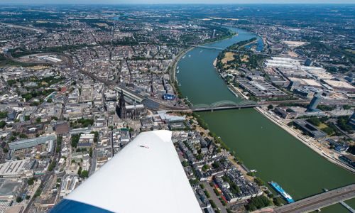 PPL A und LAPL Theorie Flug über Köln Rheinblick